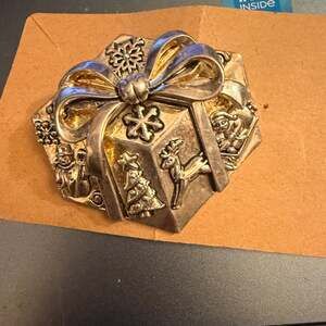 Vintage Silver/Gold Tone Marie Jennifer Pin Christmas Present